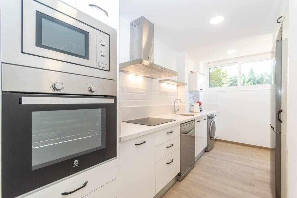 Appartement Santa Marta Al Lado De Servicios Y De La Playa Benalmádena